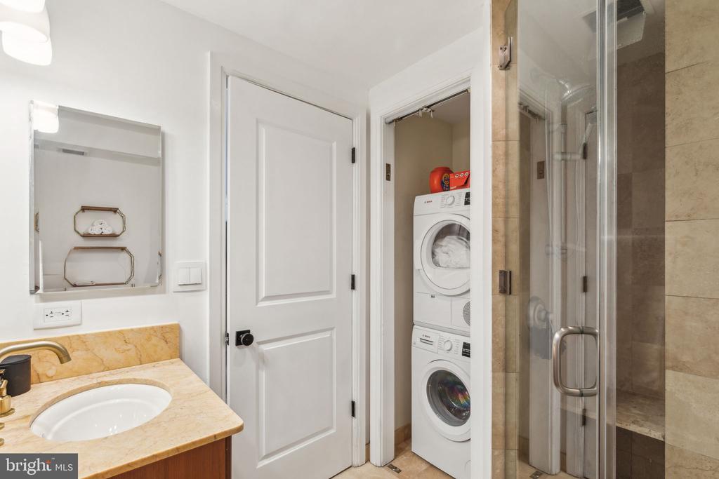 1701 LOCUST STREET 15 2106