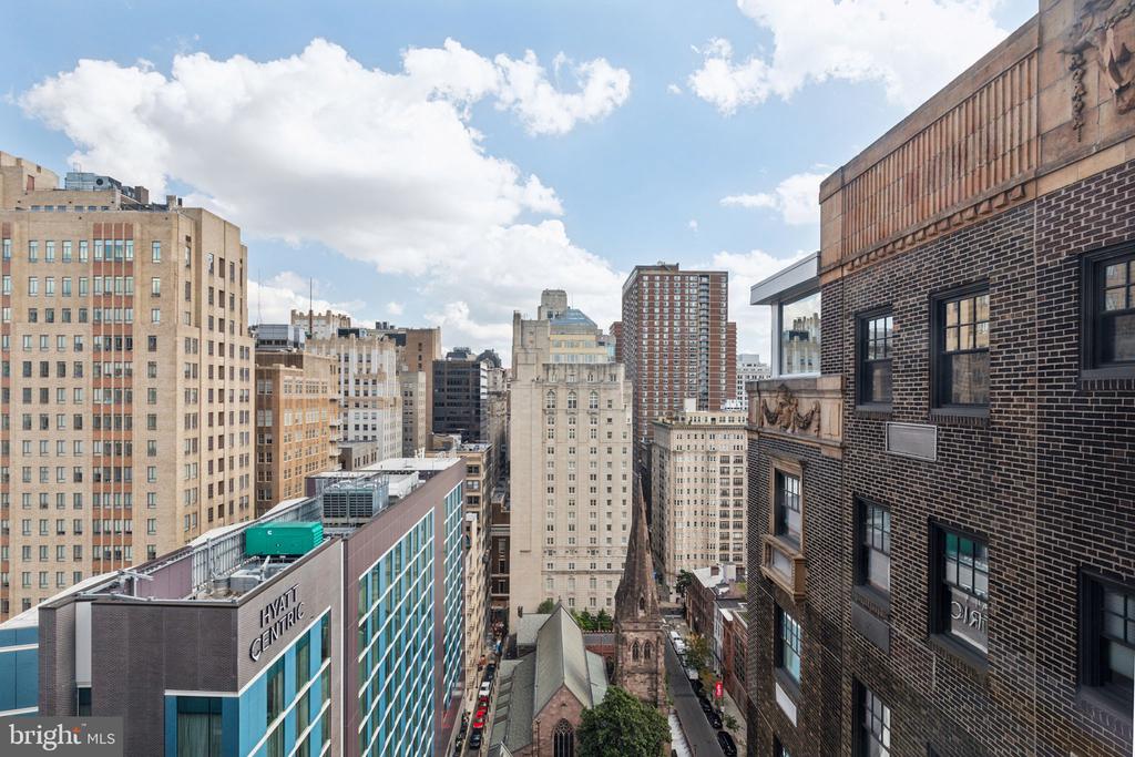 1701 LOCUST STREET 15 2106