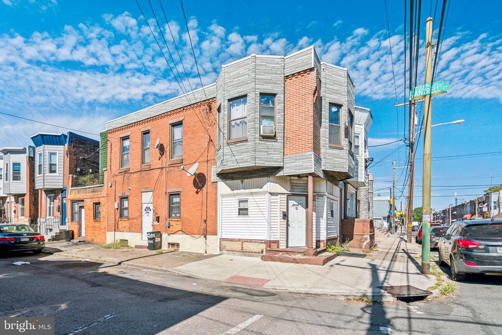 2114 S 22ND STREET