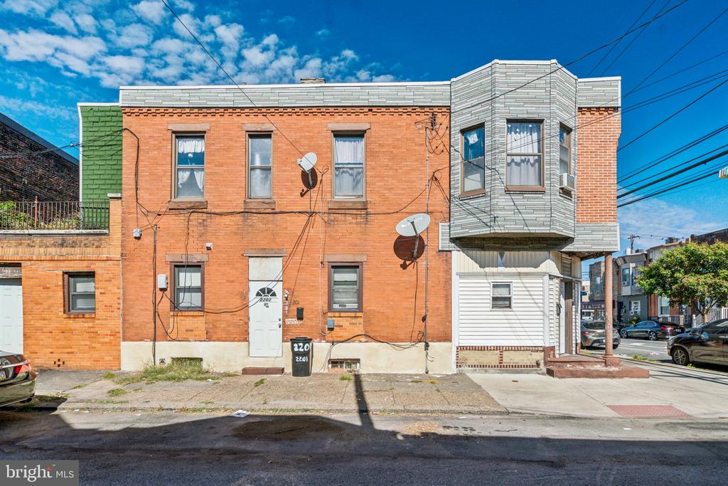 2114 S 22ND STREET