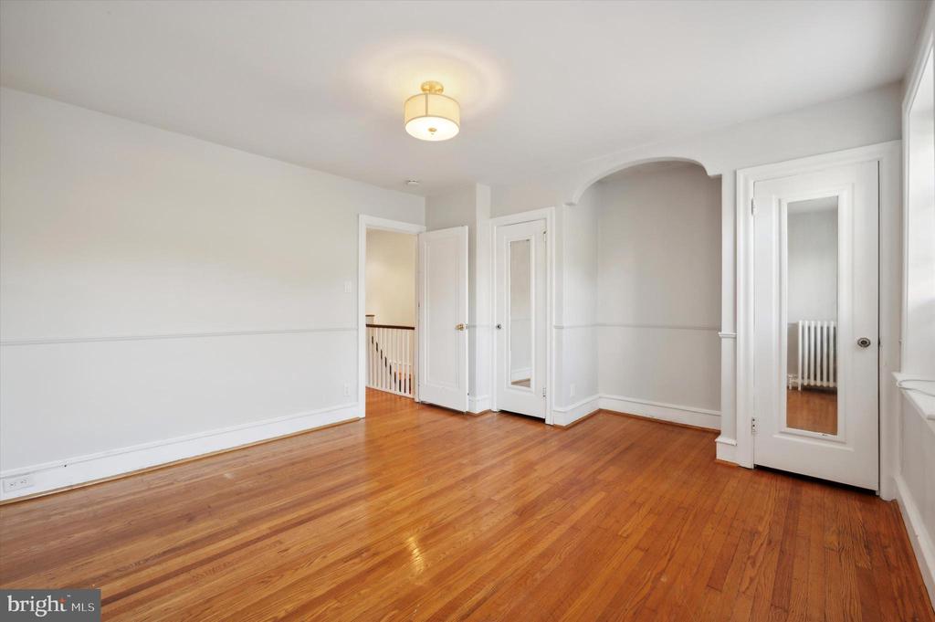 2735 N 46TH STREET