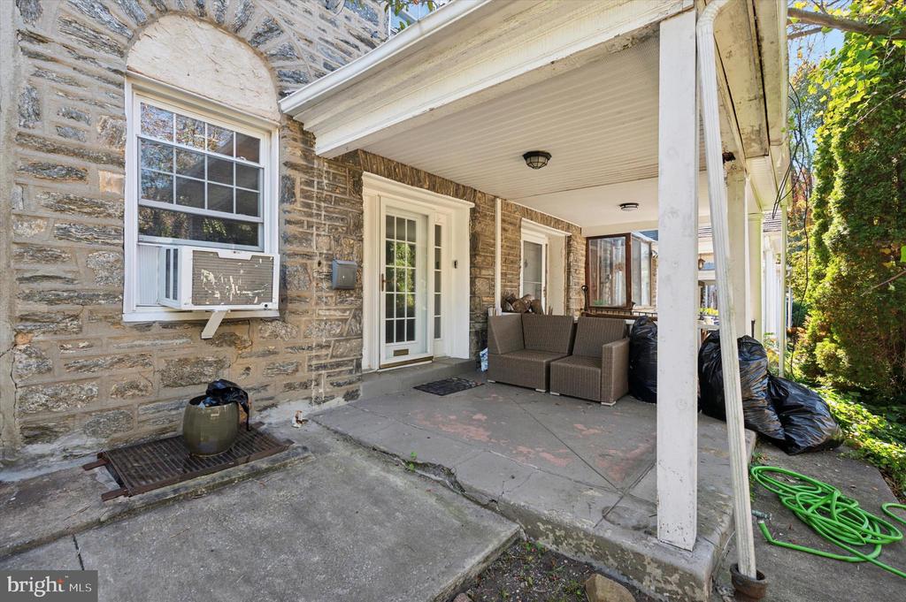 2735 N 46TH STREET