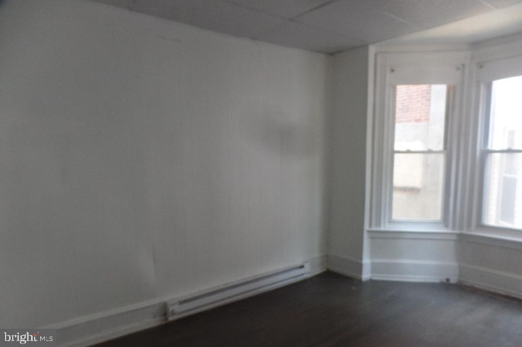 433 W BRINGHURST STREET