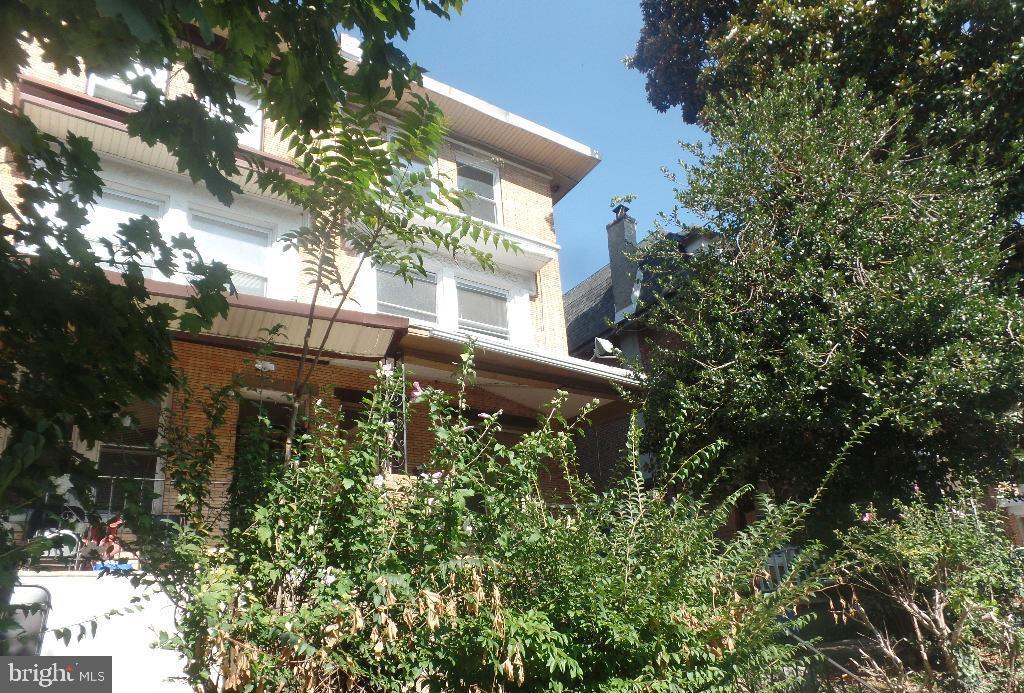 433 W BRINGHURST STREET