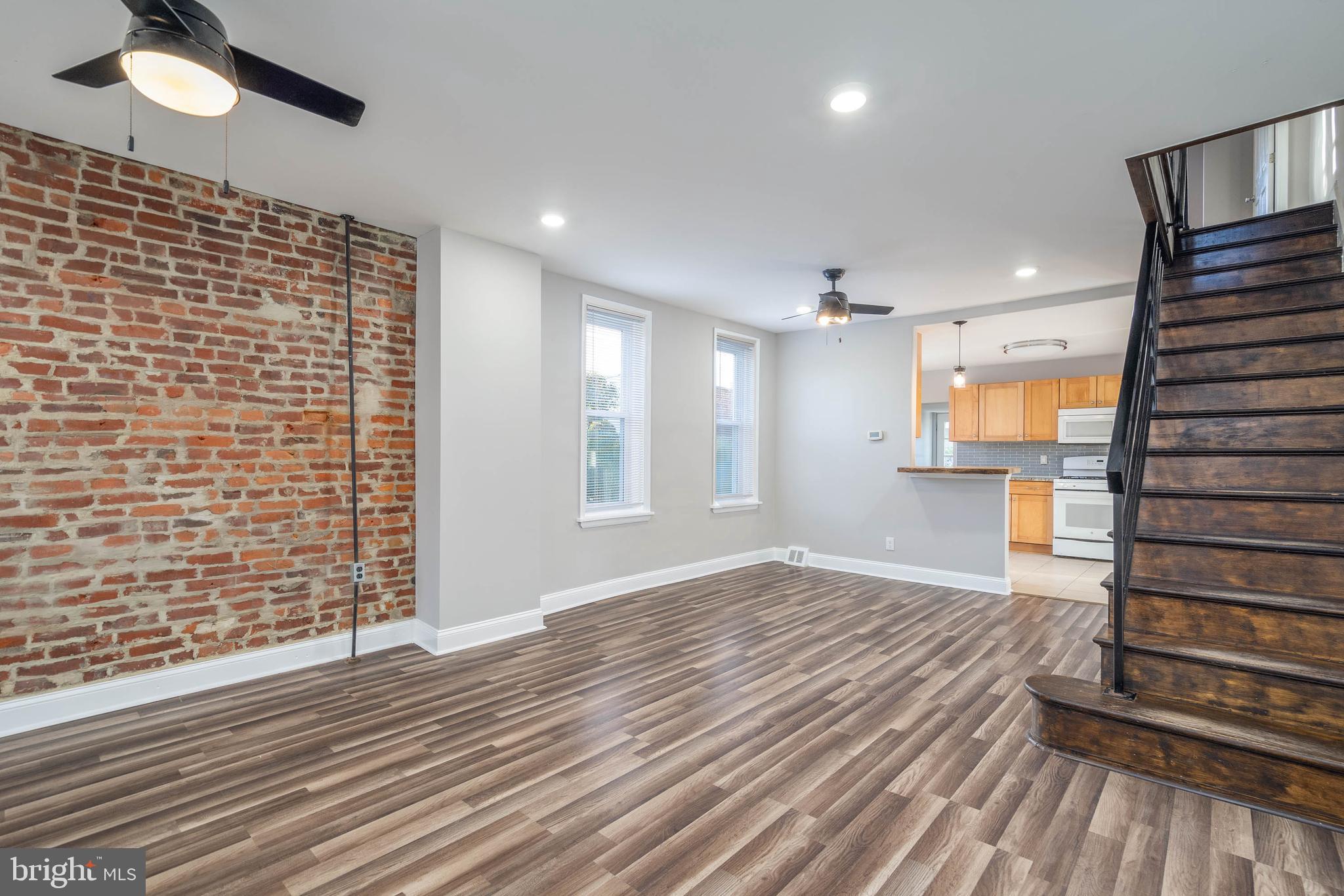 3348 MERCER STREET 50