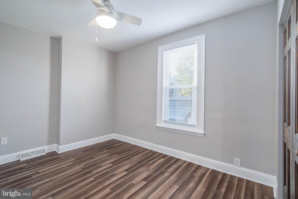 3348 MERCER STREET 50