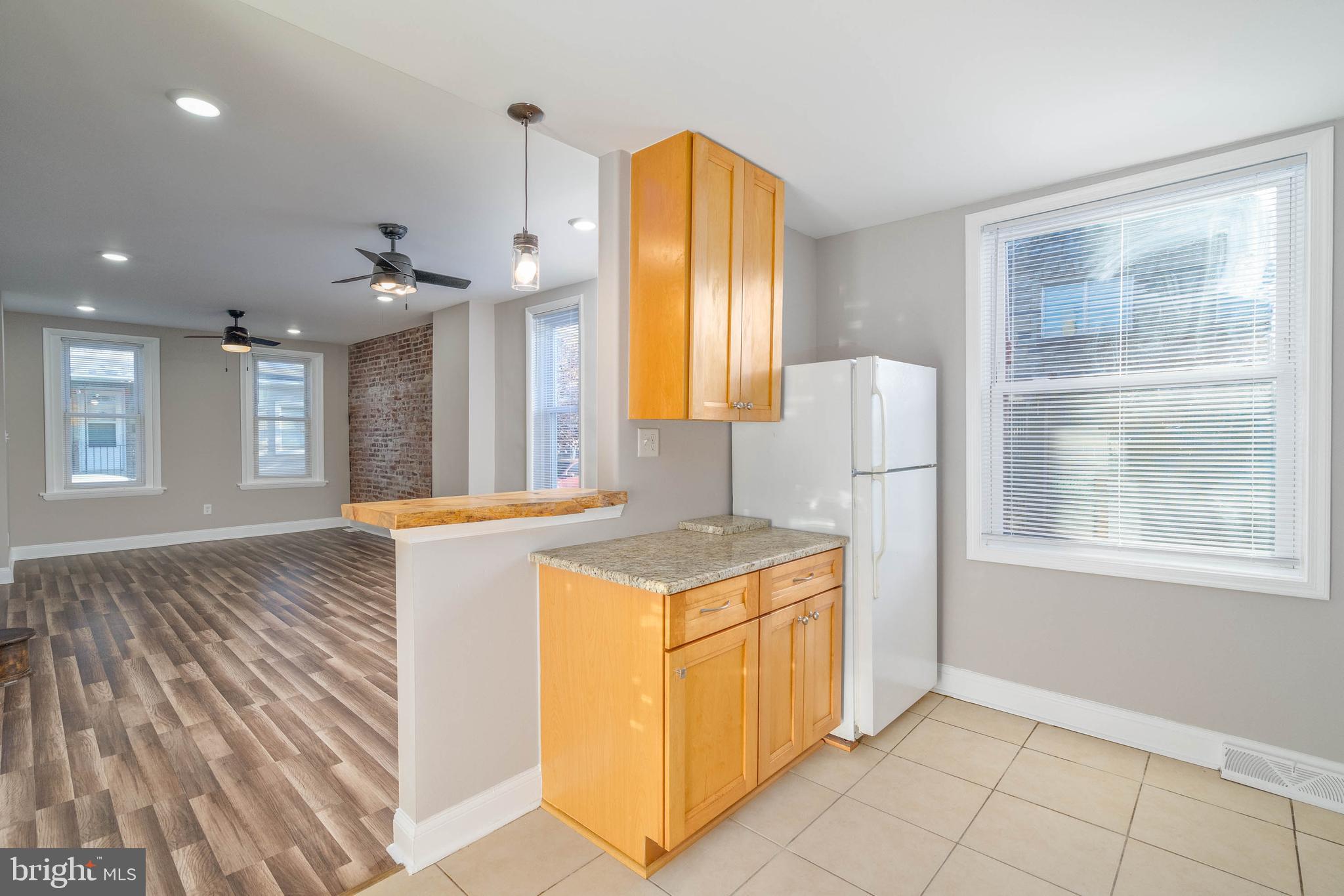 3348 MERCER STREET 50