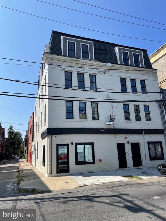 612 S 6TH STREET 4F