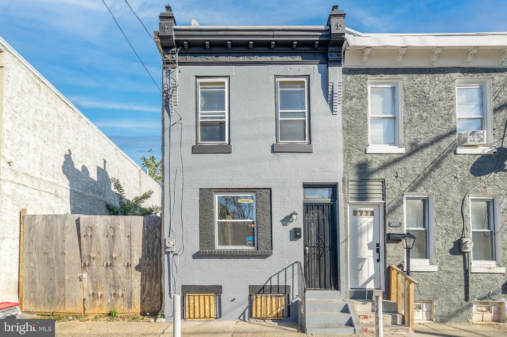 2403 N REESE STREET
