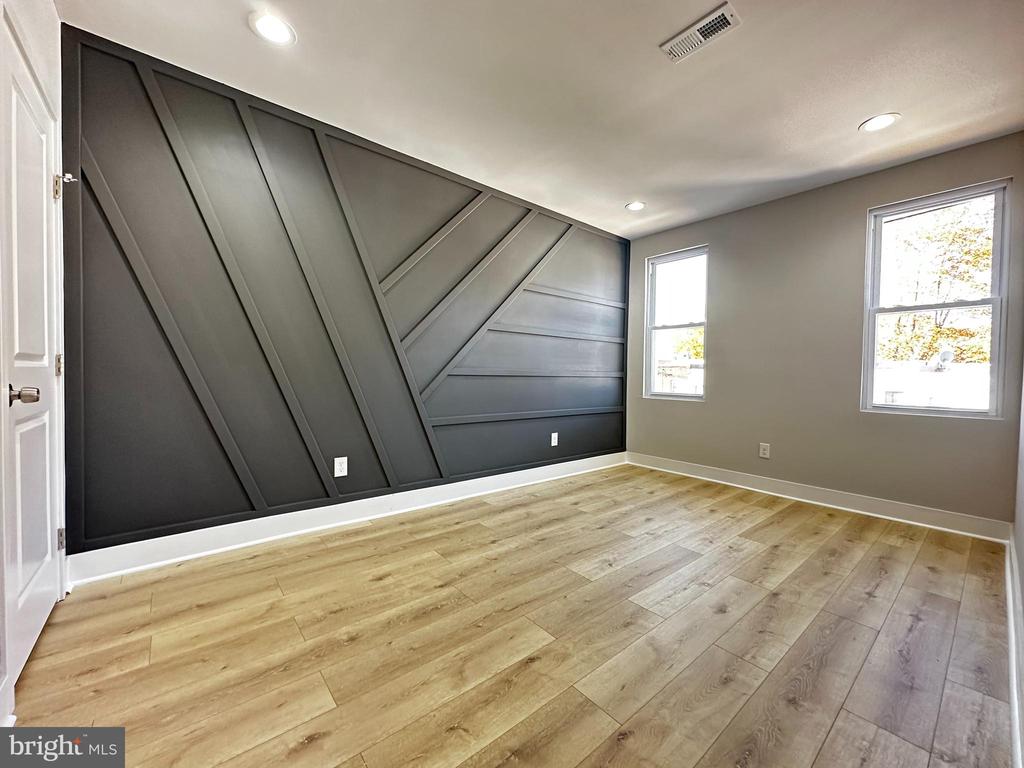 810 N 65TH STREET
