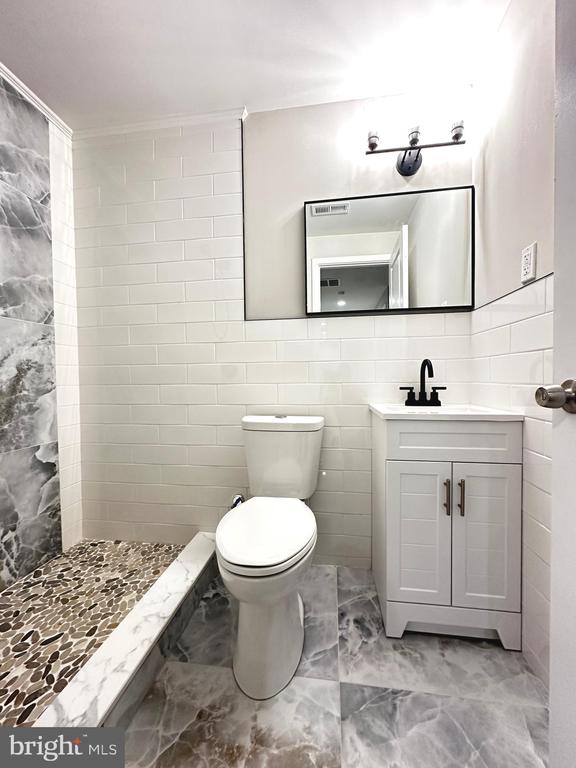 810 N 65TH STREET
