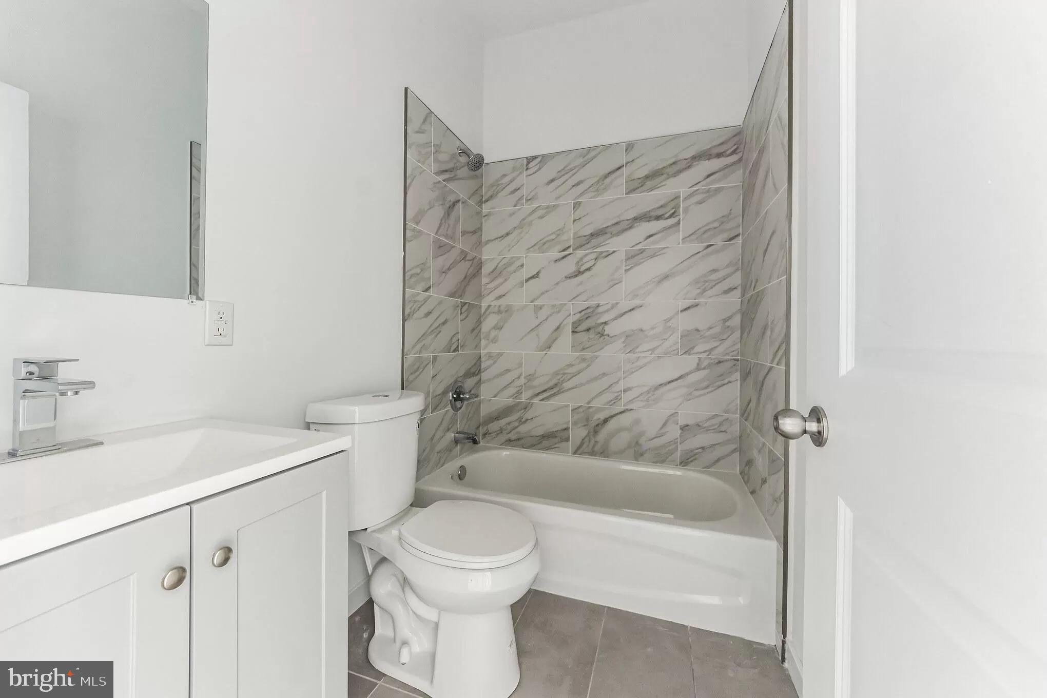 5102 ARCH STREET 3
