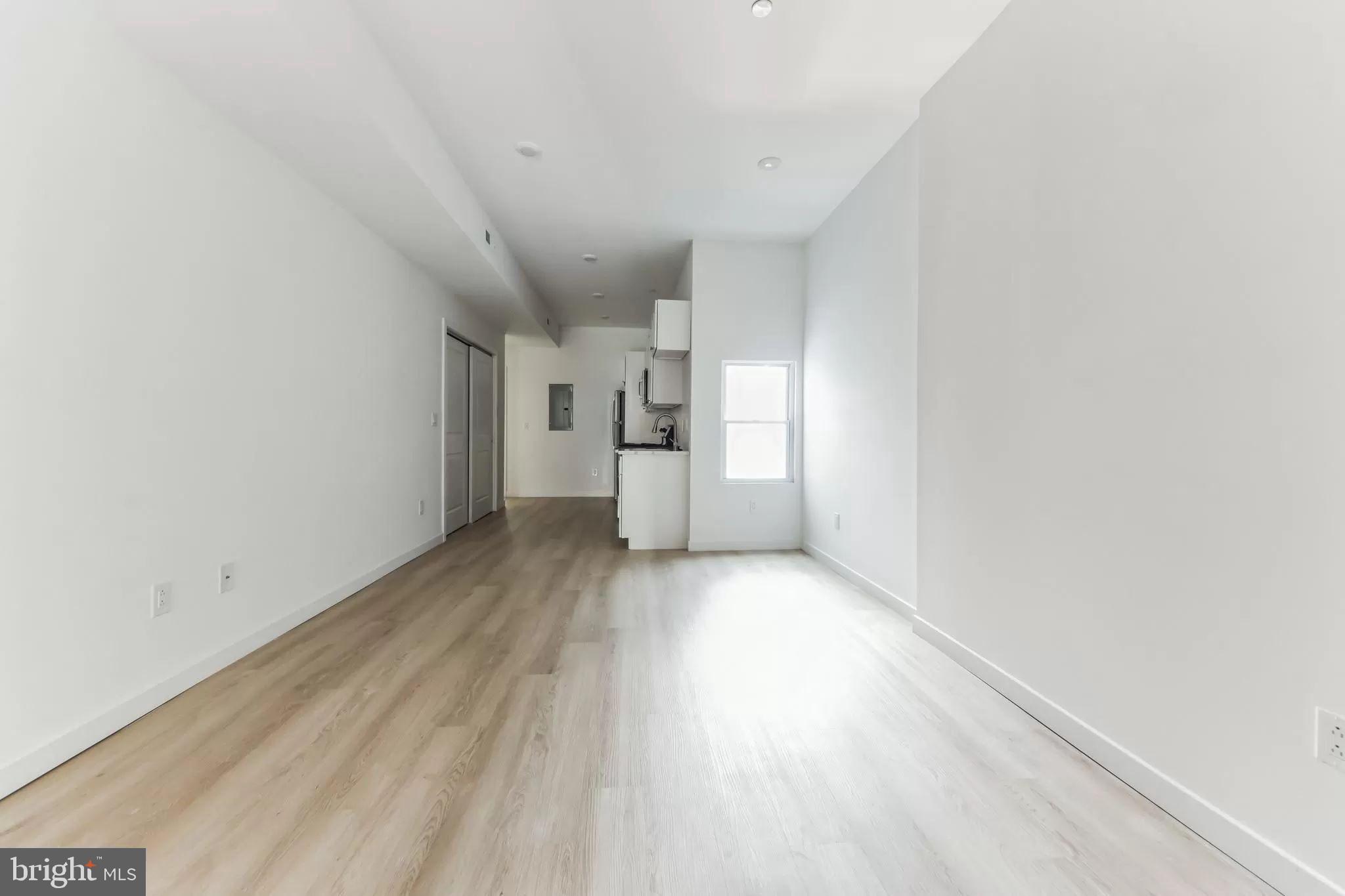 5102 ARCH STREET 3