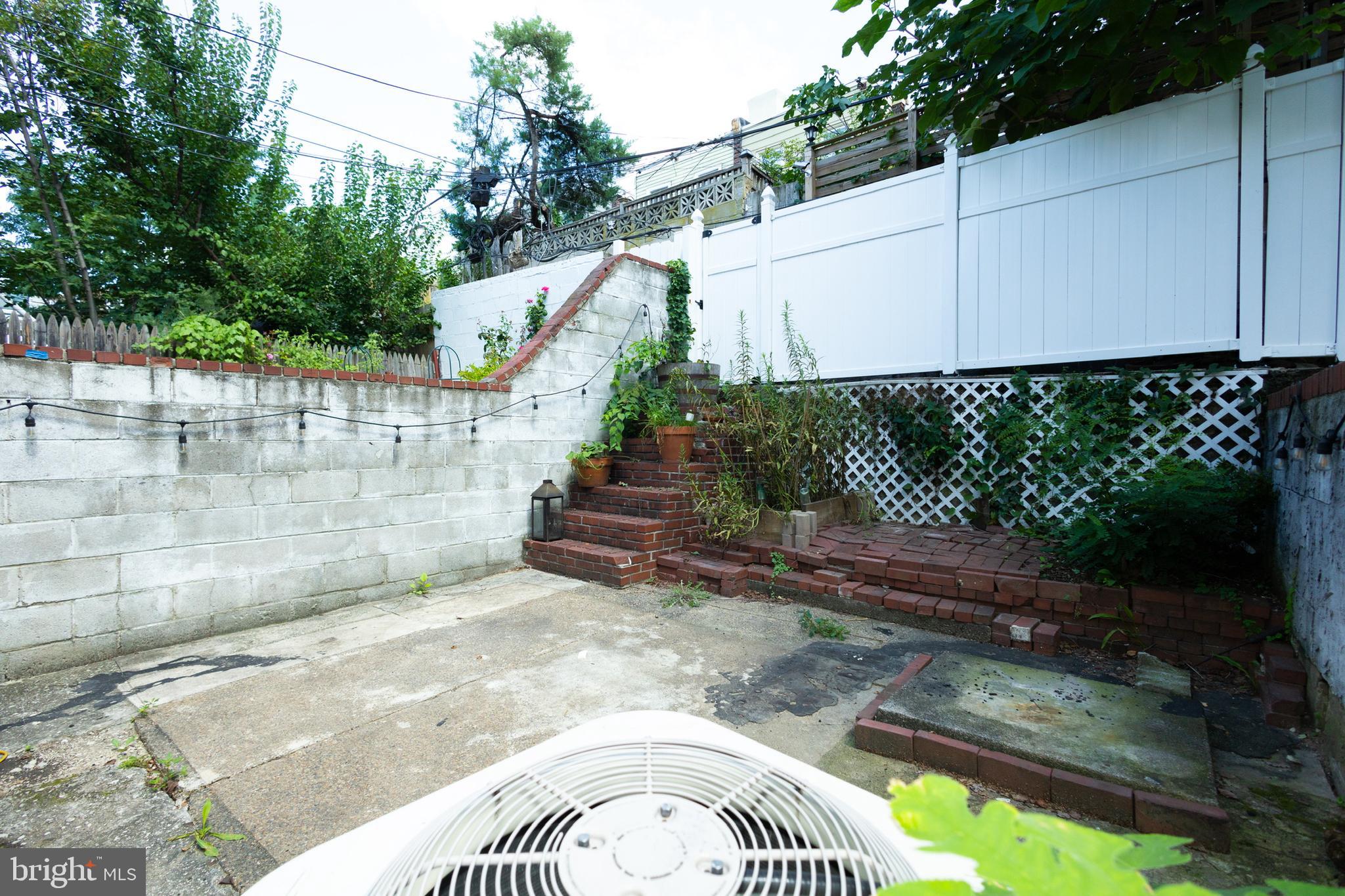 769 N 27TH STREET HOME