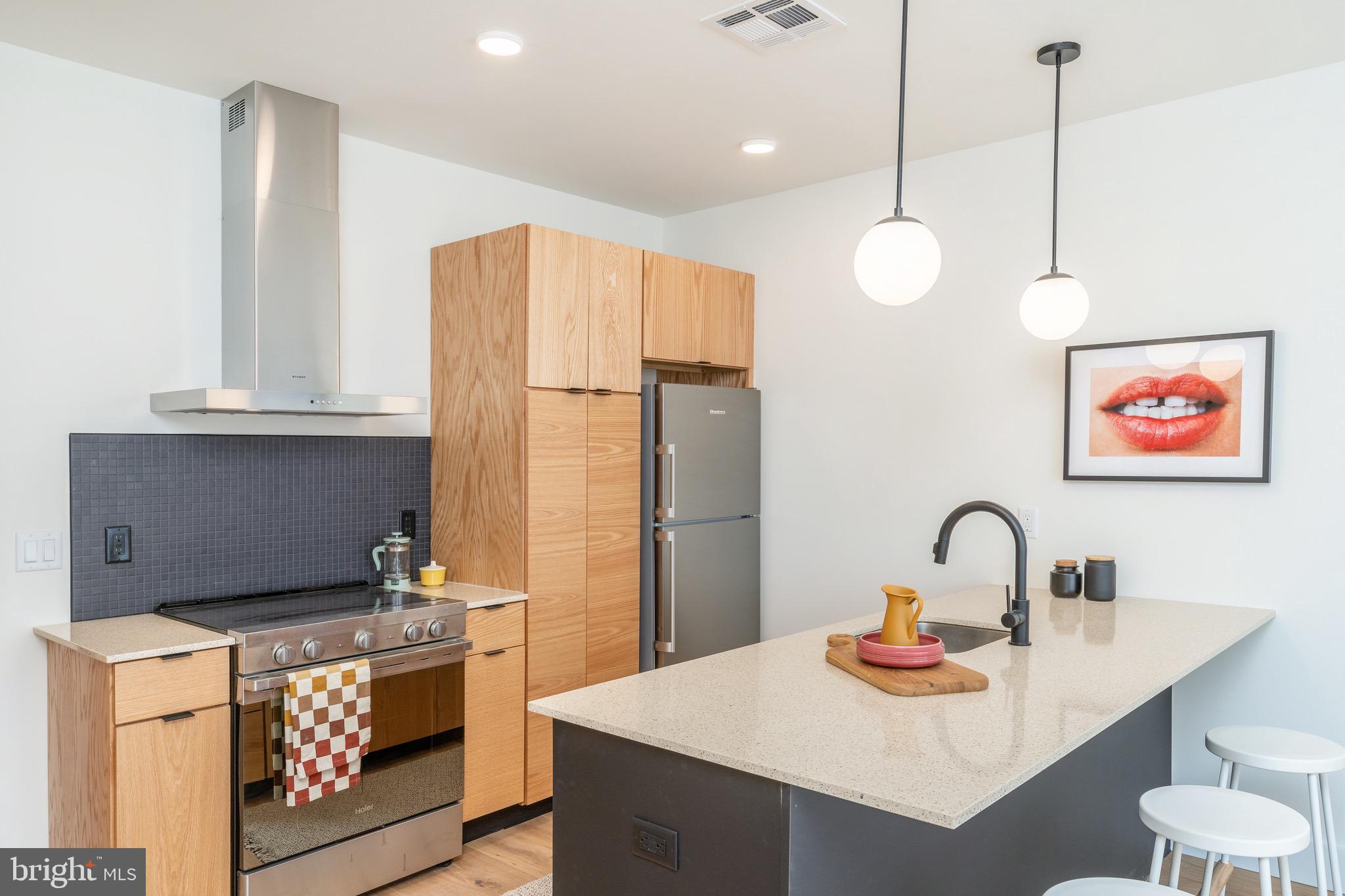 1701 N 2ND STREET 17 511