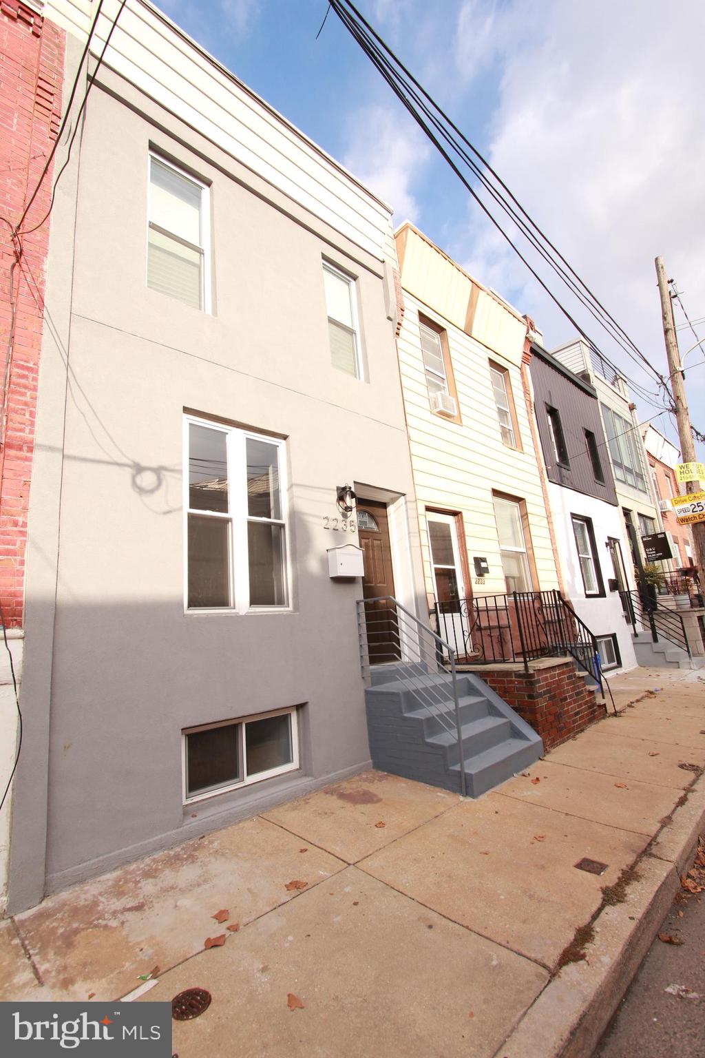 2235 PIERCE STREET