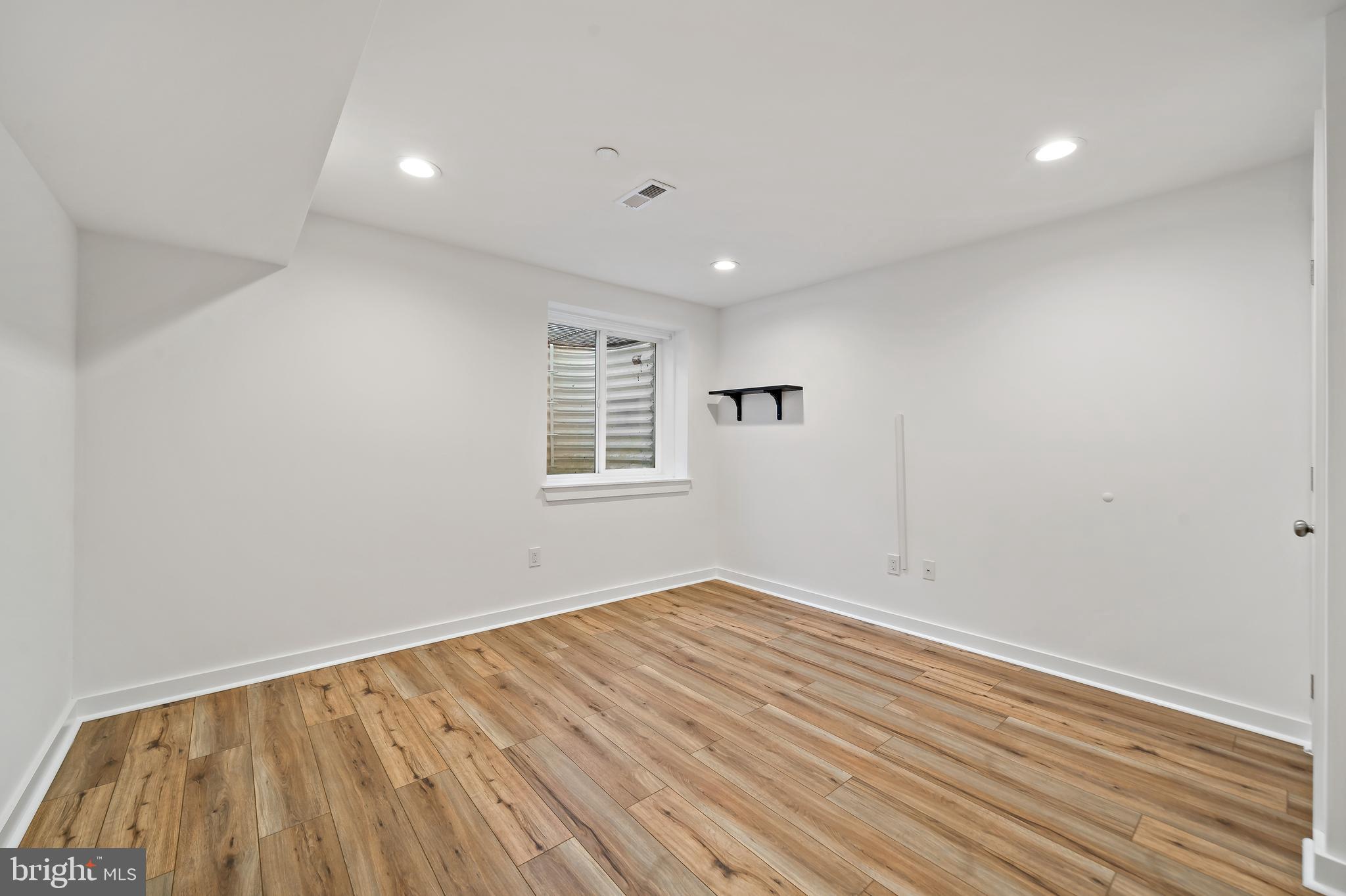 615 MERCY STREET