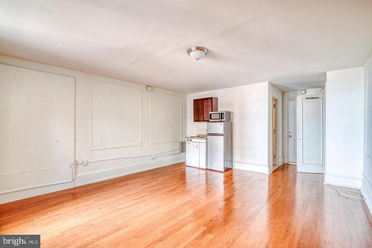 1324 LOCUST STREET 532