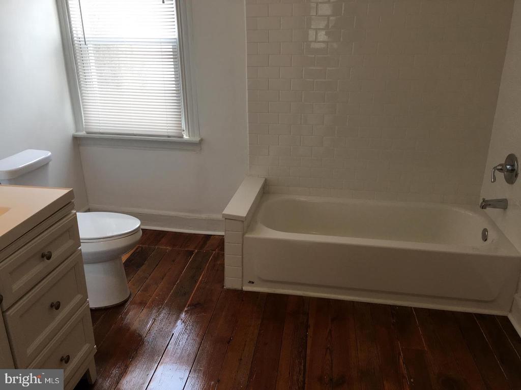 1220 S 11TH STREET 2