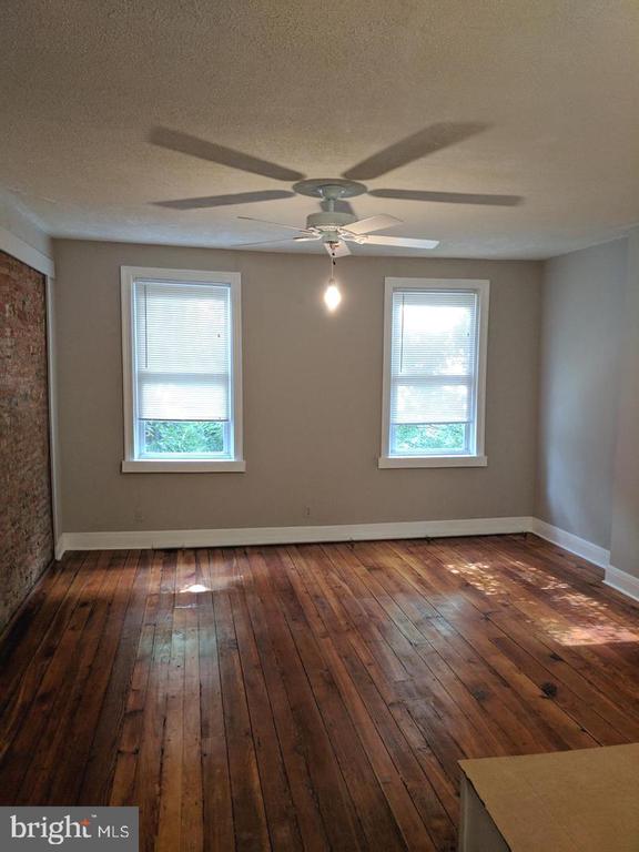 1220 S 11TH STREET 2