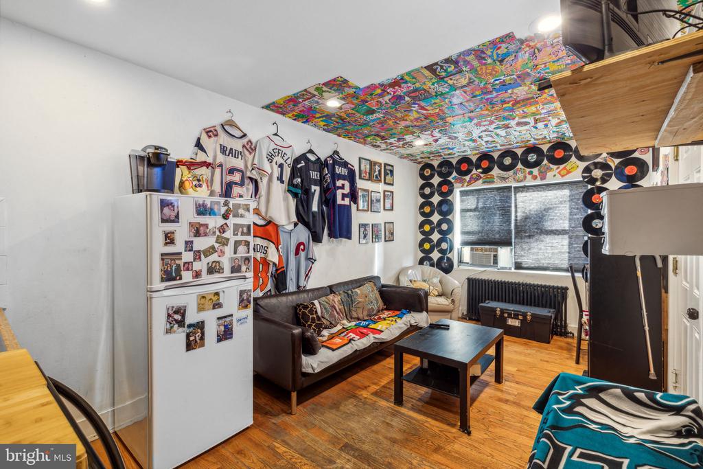 2652 S ALDER STREET 2654