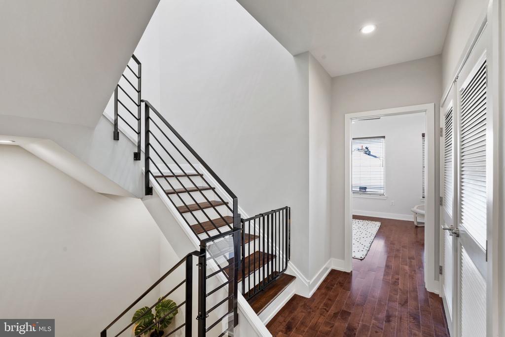 307 REED STREET B