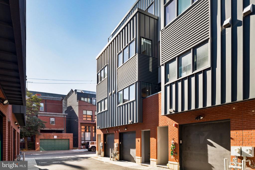 307 REED STREET B