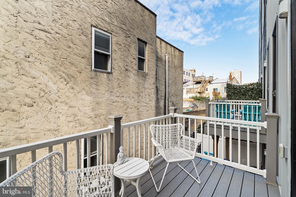 307 REED STREET B