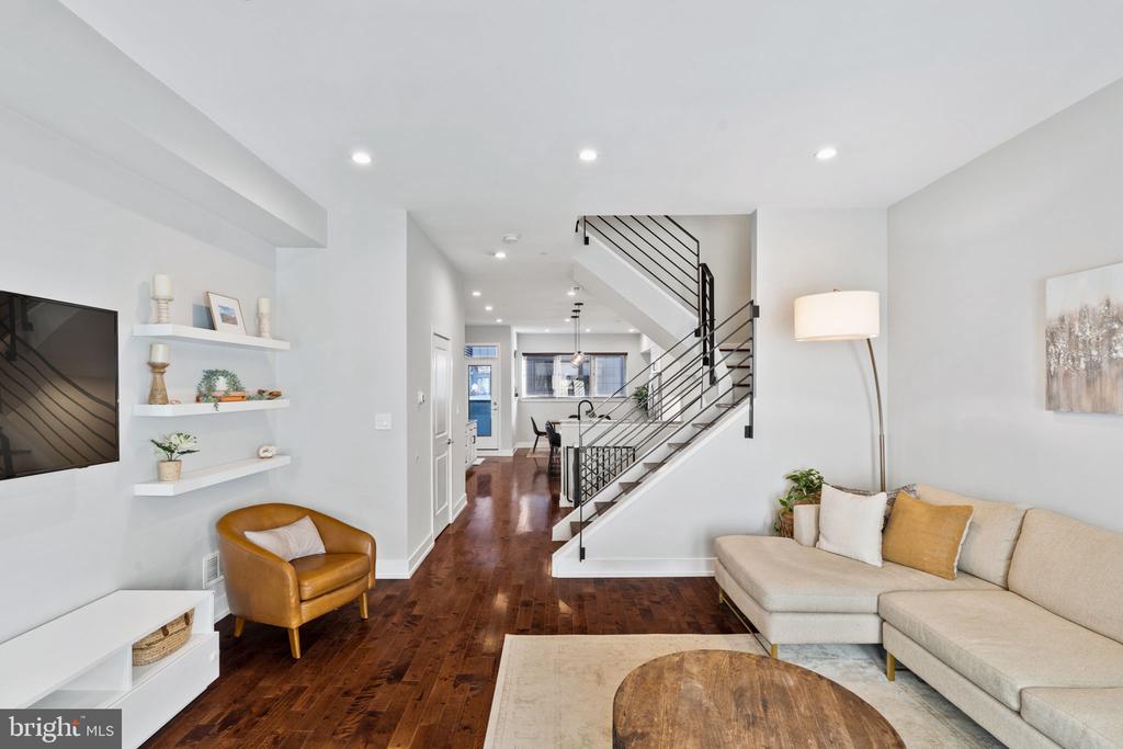 307 REED STREET B