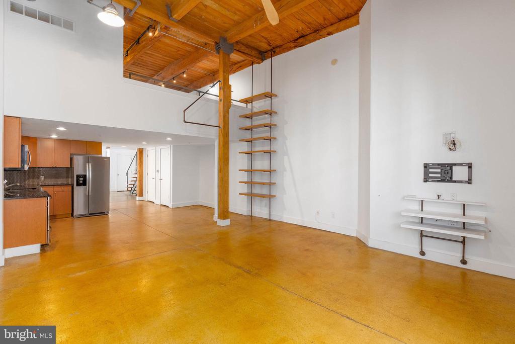 314 BROWN STREET 18 205