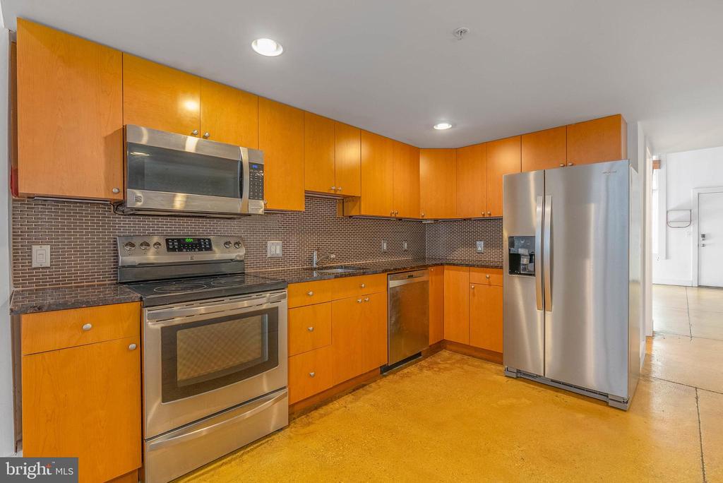 314 BROWN STREET 18 205
