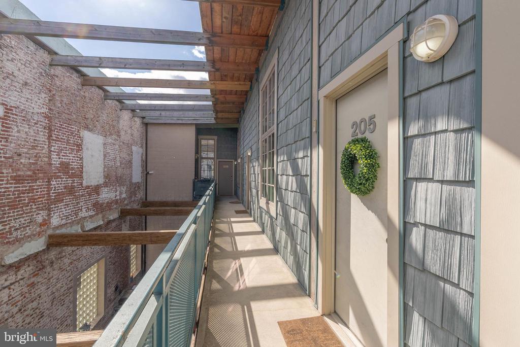 314 BROWN STREET 18 205