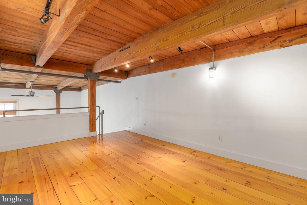314 BROWN STREET 18 205