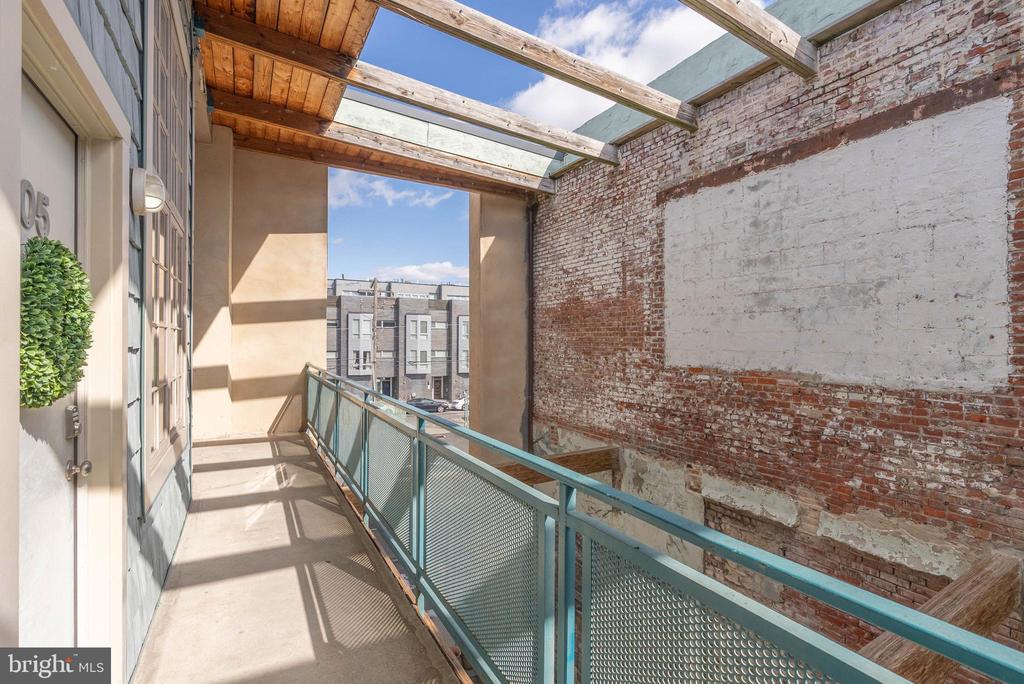 314 BROWN STREET 18 205