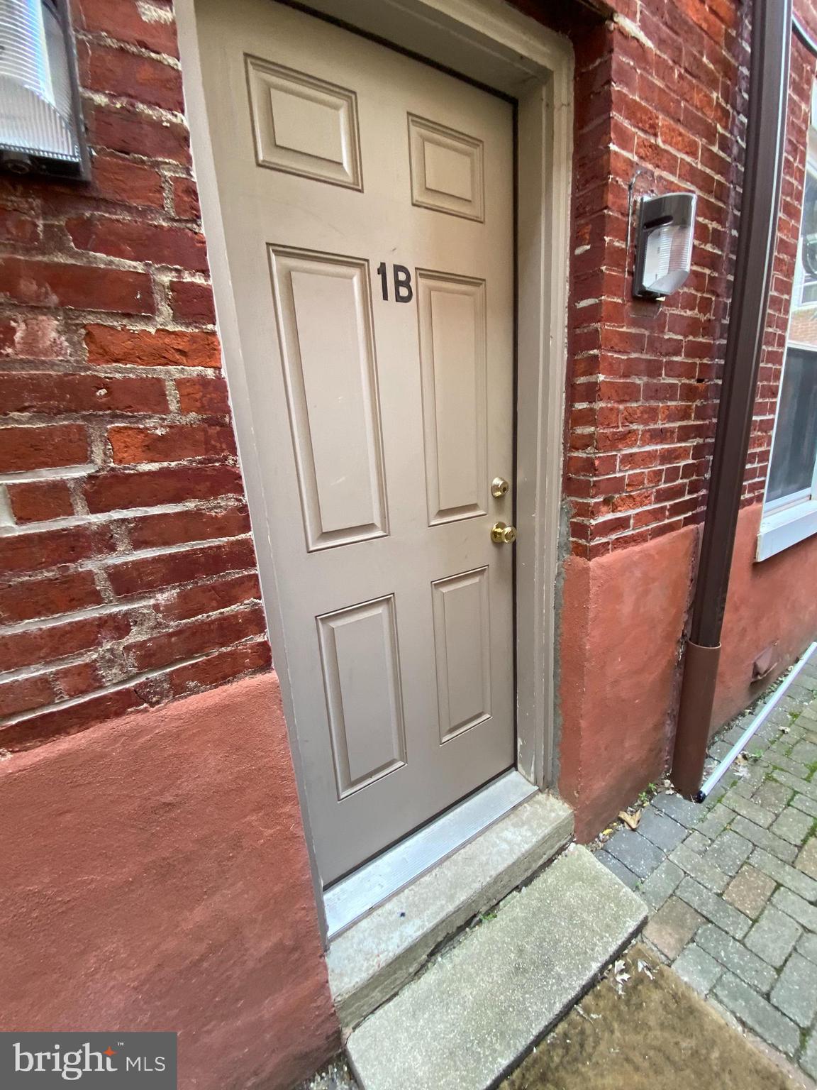 747 S 2ND STREET