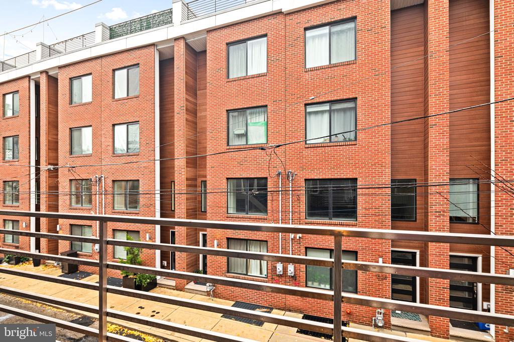 1529-33 N PHILIP STREET 12
