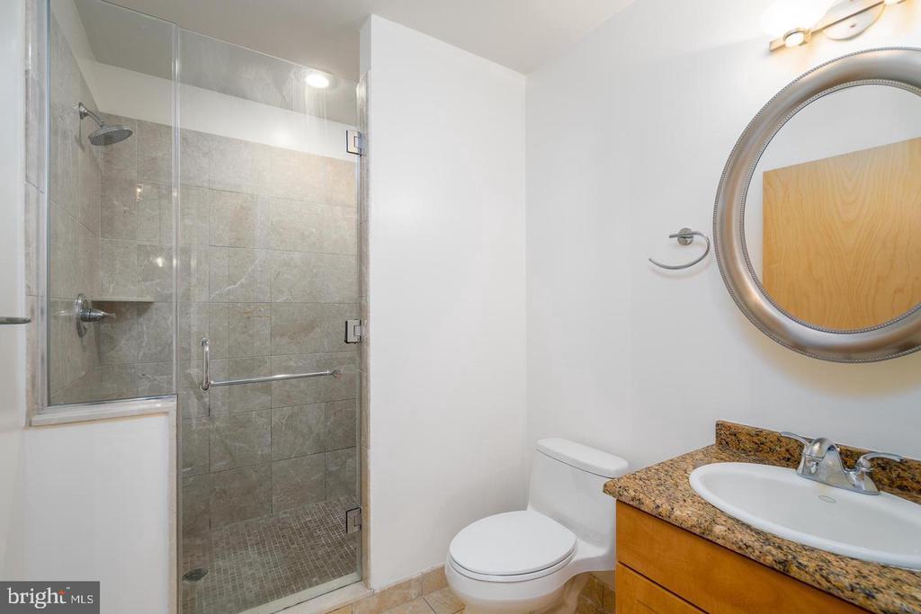 1100 S BROAD STREET Unit: 402B