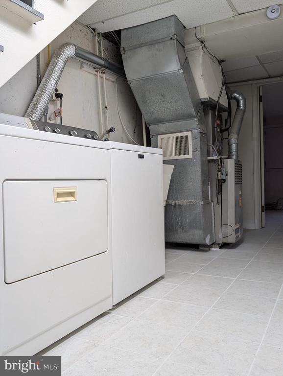 4339 DEERPATH LANE