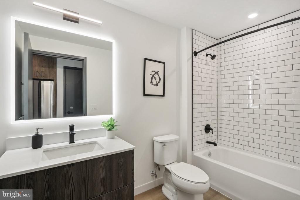 1122 FRANKFORD AVENUE 315