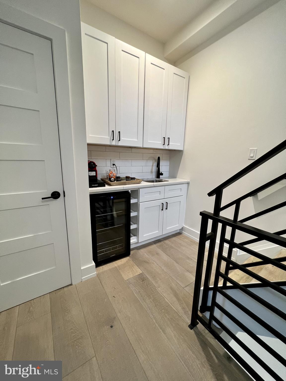 263 HERMITAGE STREET 8