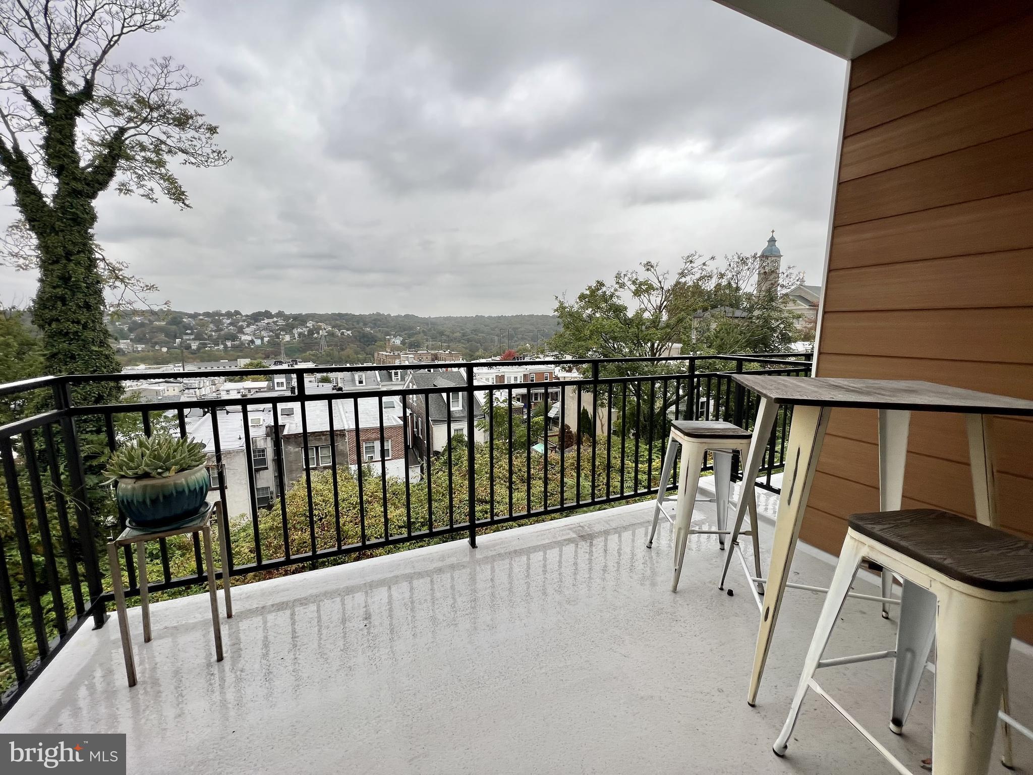 263 HERMITAGE STREET 8