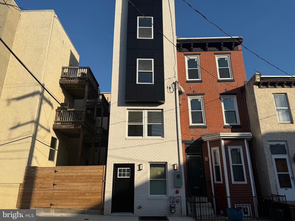 339 N WIOTA STREET