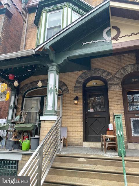 226 BUCKINGHAM PLACE 1