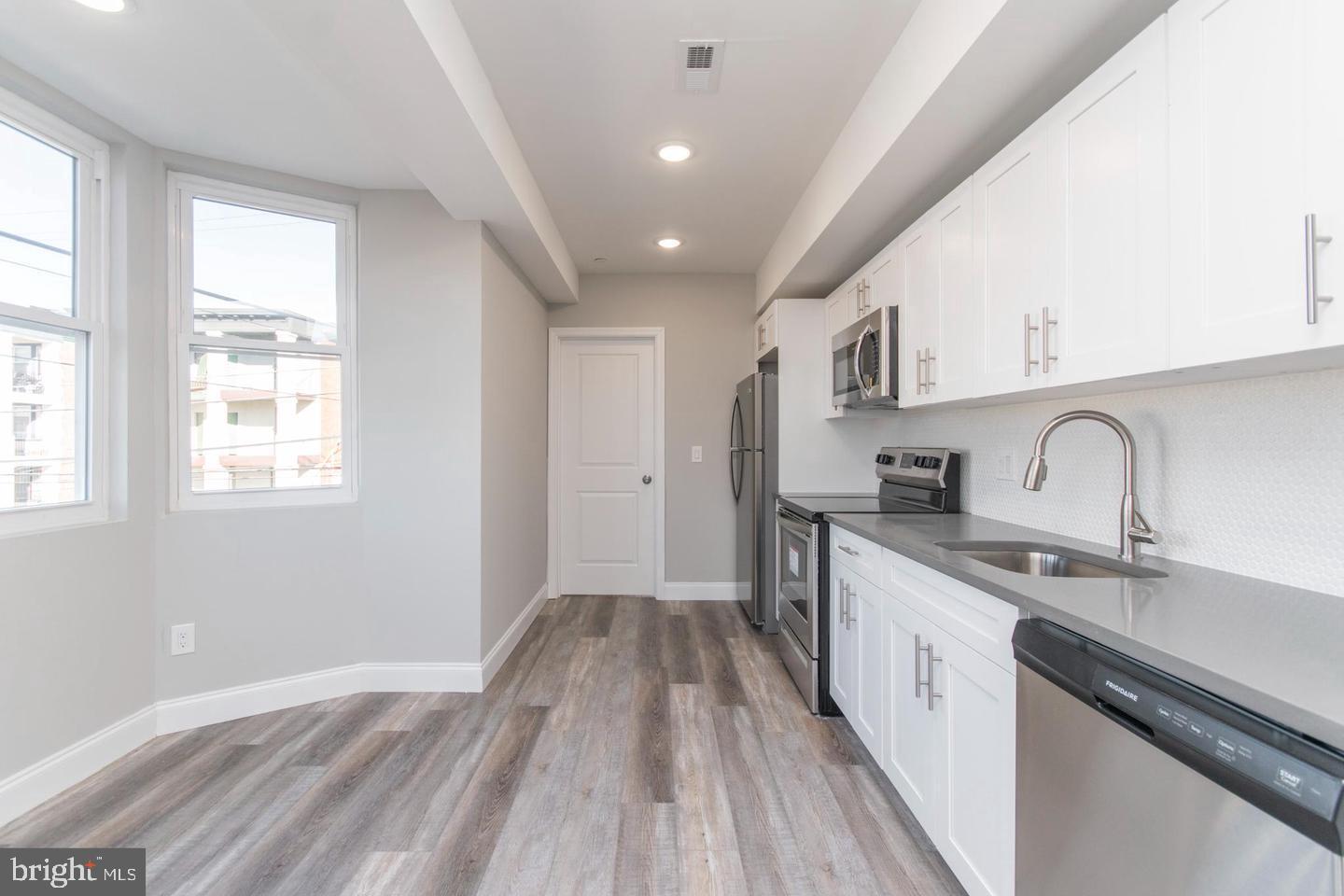 1540 W TIOGA STREET