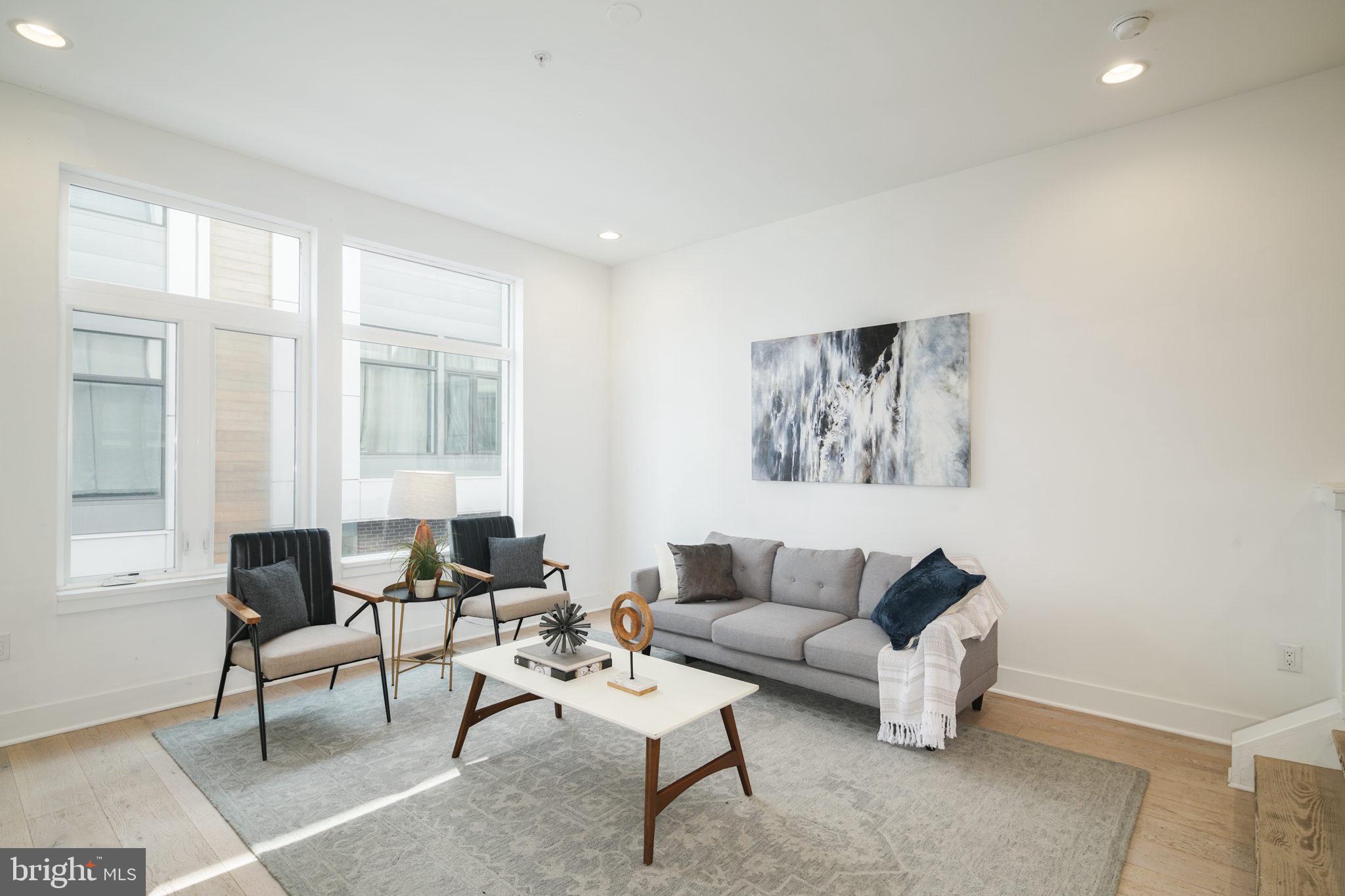 702 N FRONT STREET 12 10