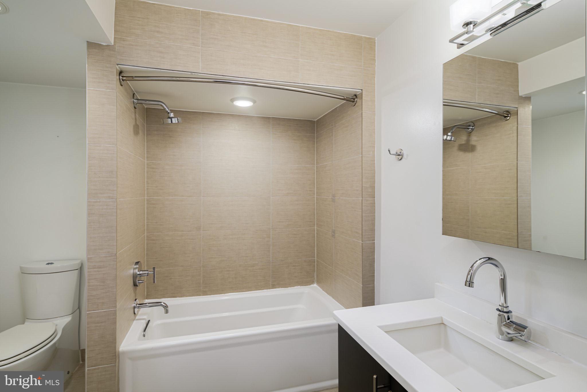 702 N FRONT STREET 12 10
