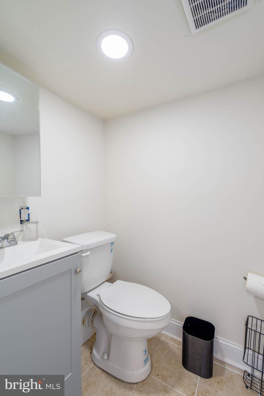 1038 S BOUVIER STREET