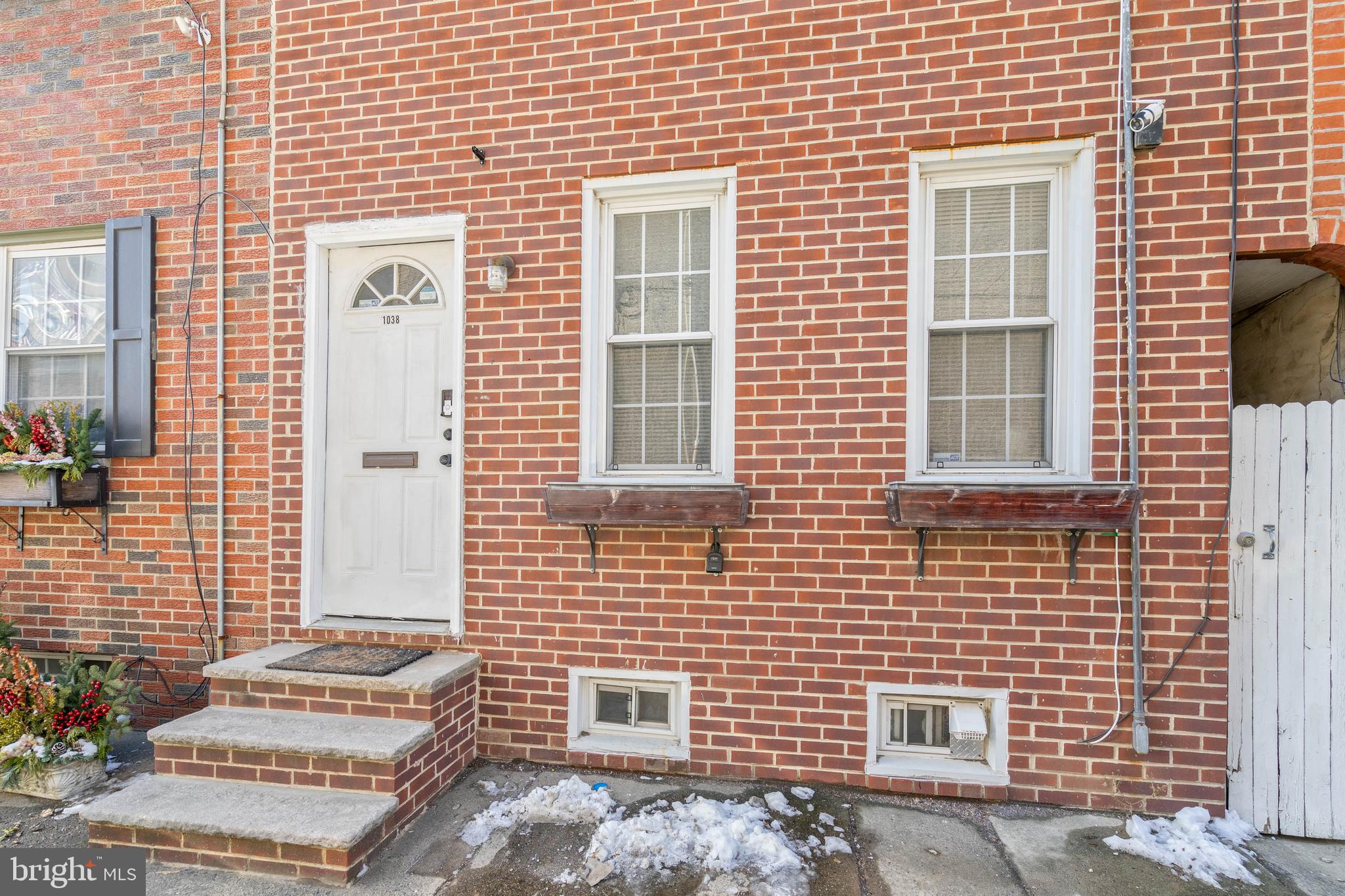 1038 S BOUVIER STREET