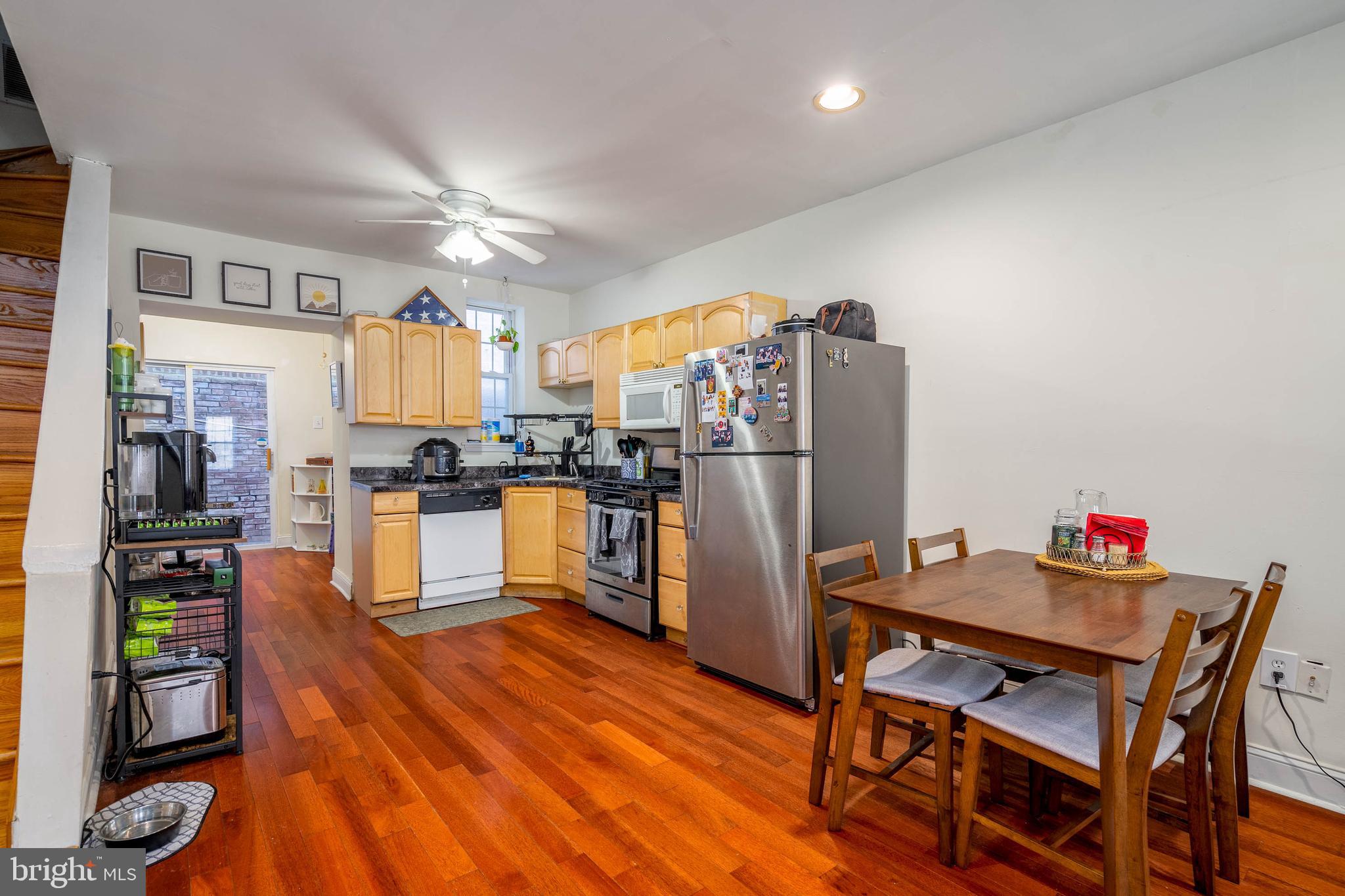 1038 S BOUVIER STREET