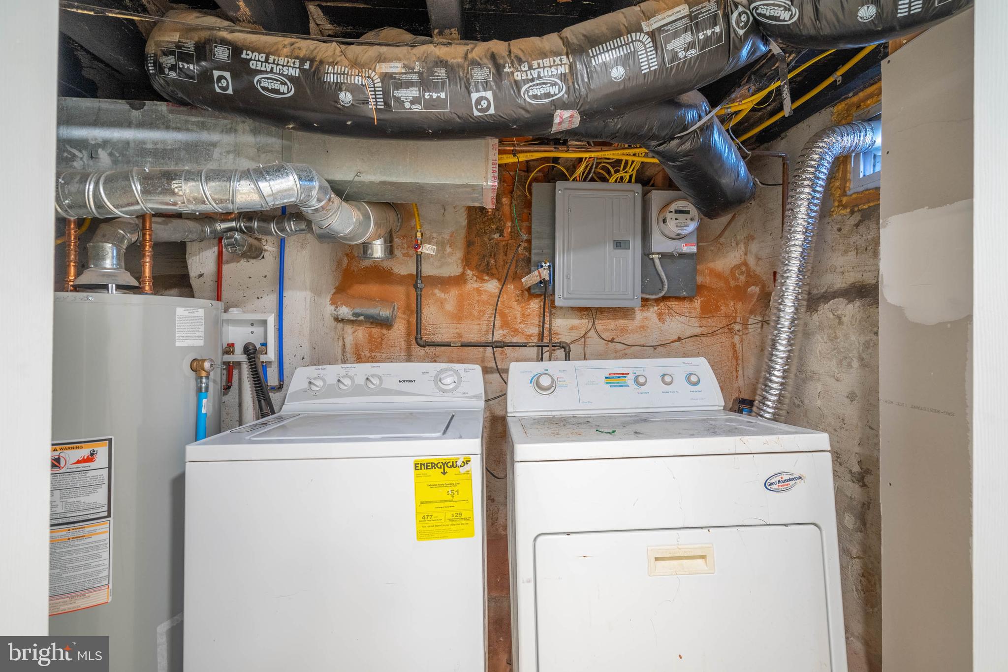 1038 S BOUVIER STREET